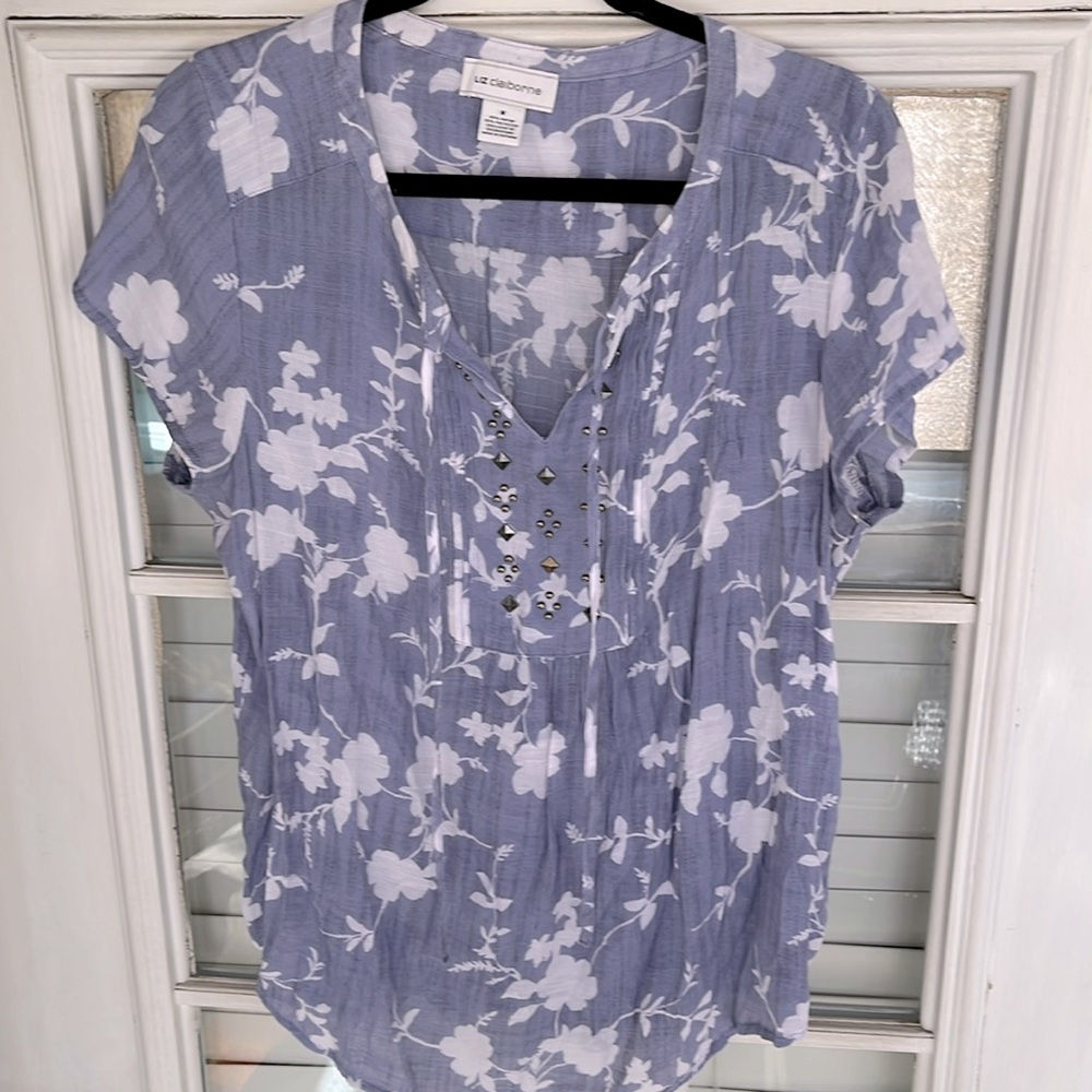Liz Claiborne Floral Lightweight Top with Studded Embellishments